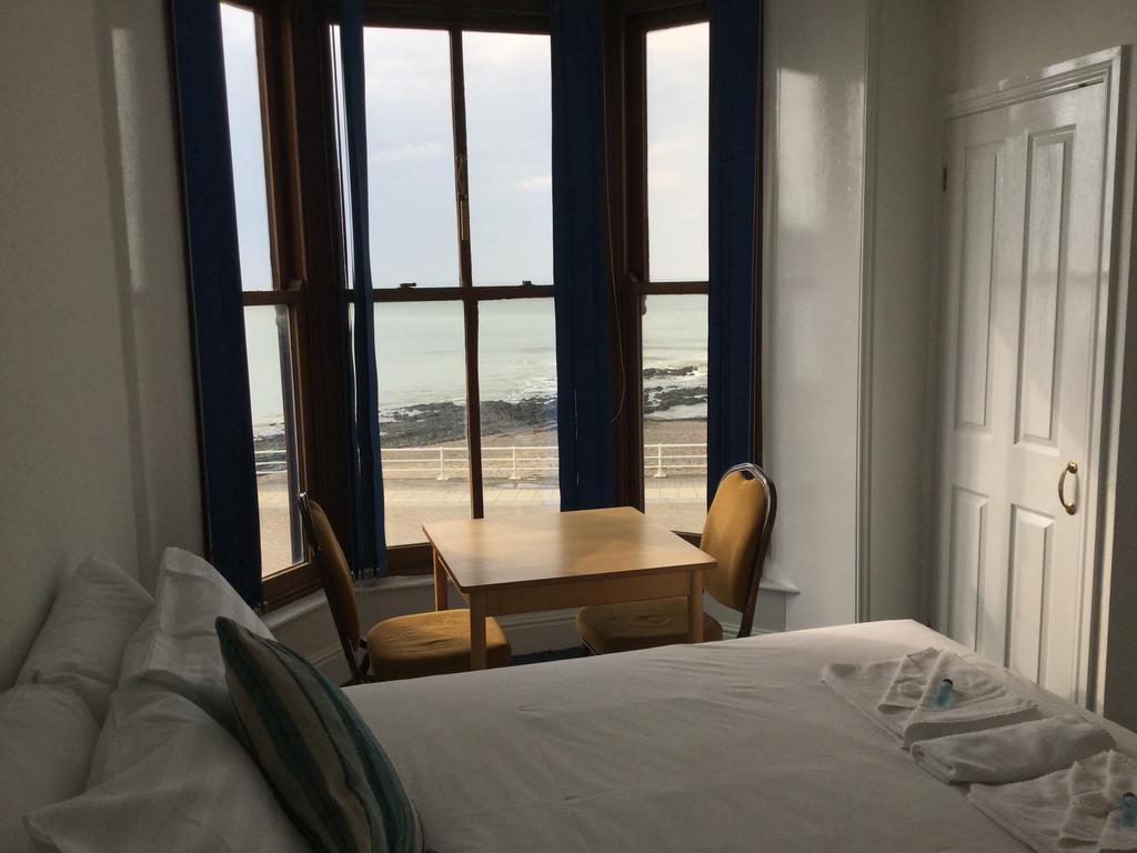 Celtic Bay Guest House Aberystwyth Exteriör bild