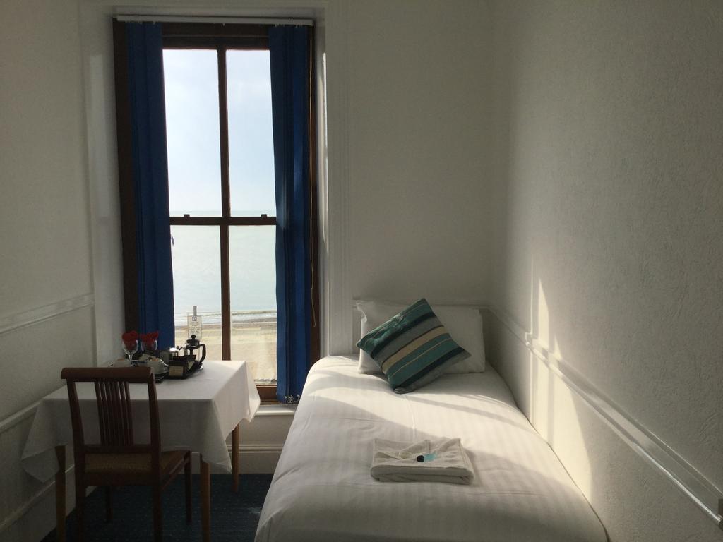 Celtic Bay Guest House Aberystwyth Exteriör bild